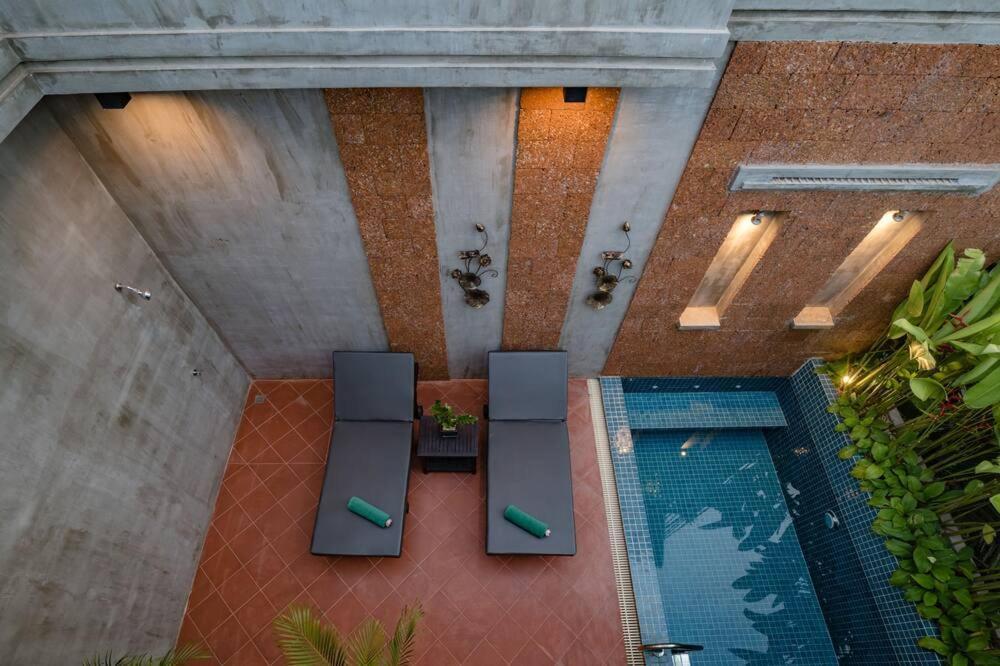 Grange Hotel Siem Reap Exterior photo
