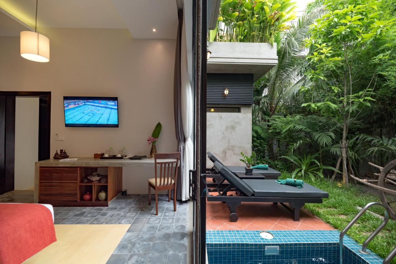 Grange Hotel Siem Reap Exterior photo