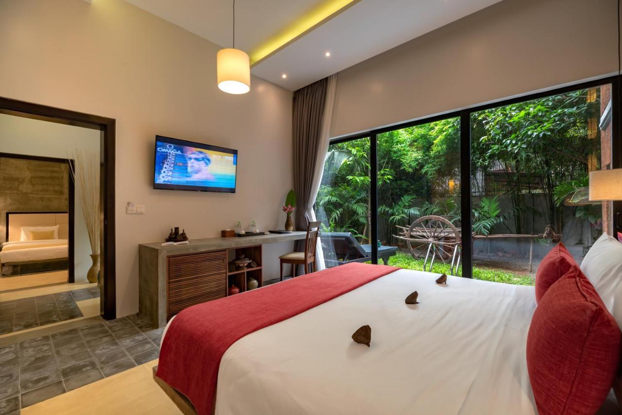 Grange Hotel Siem Reap Exterior photo