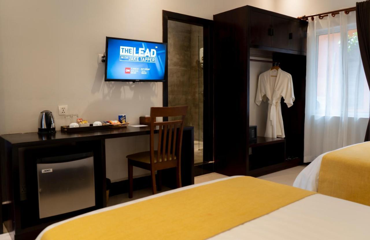 Grange Hotel Siem Reap Exterior photo