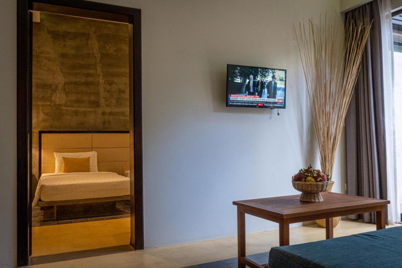 Grange Hotel Siem Reap Exterior photo