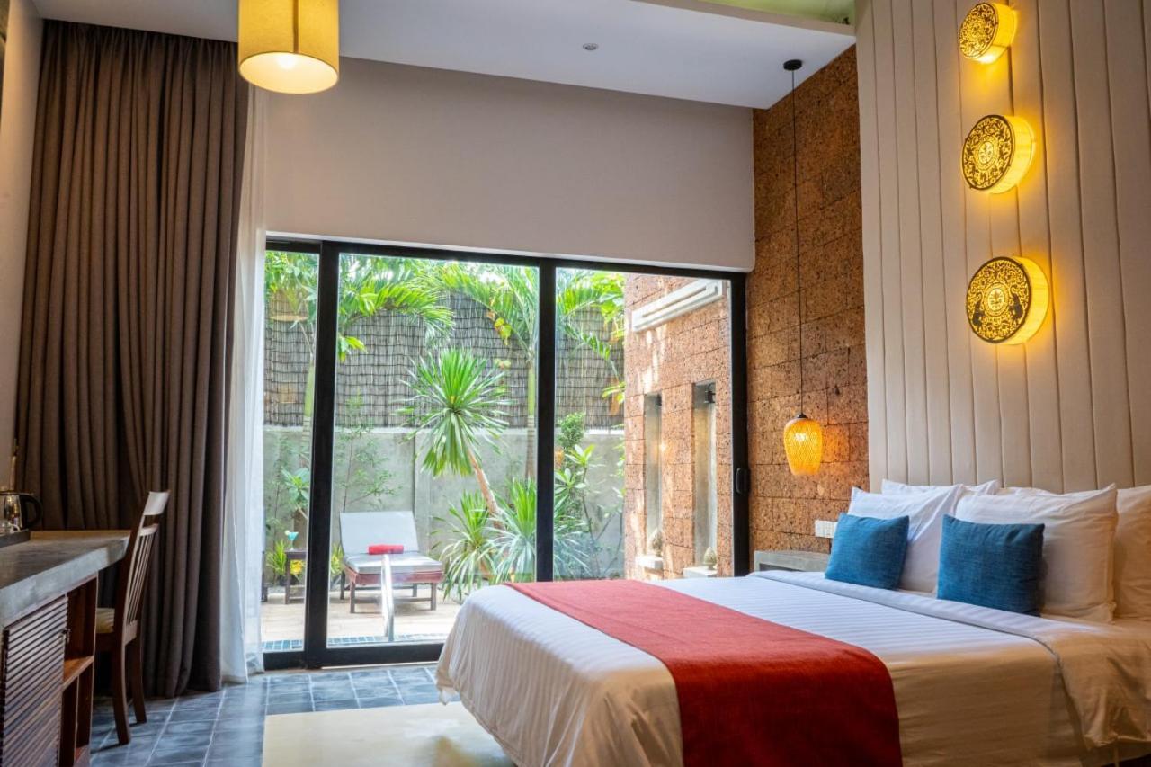 Grange Hotel Siem Reap Exterior photo