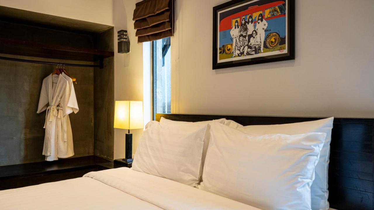 Grange Hotel Siem Reap Exterior photo