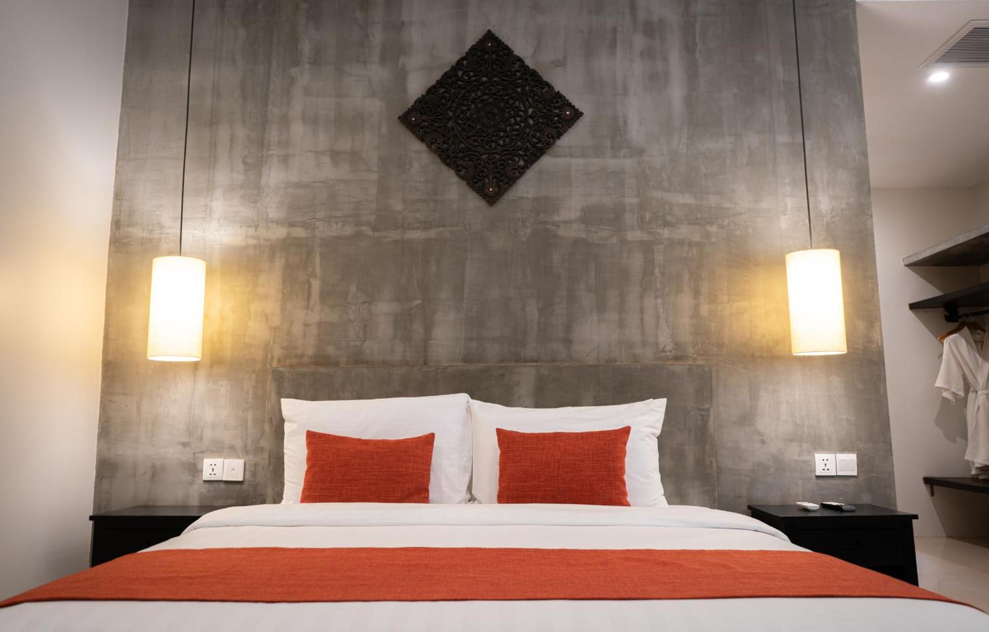 Grange Hotel Siem Reap Exterior photo